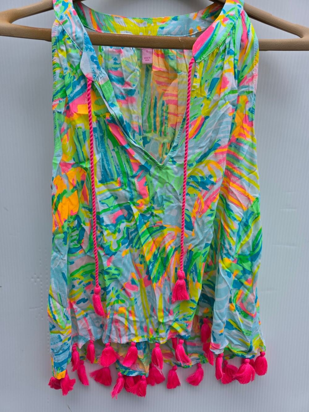 Bright Lilly Pulitzer Sleeveless Tank Top with Pink Tassel Hem Detail Size Small